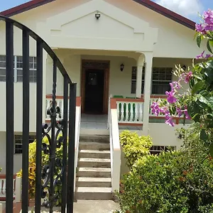  Villa Delightful 4bed Modern With Wifi Saint Lucia